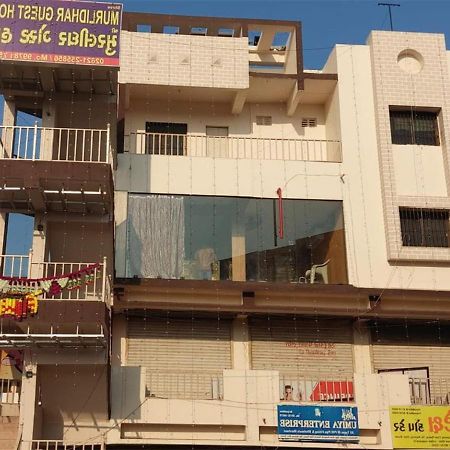 Shree Murlidhar Guest House Surat Dış mekan fotoğraf