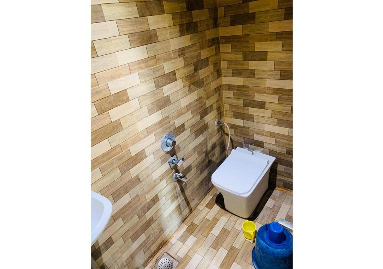 Shree Murlidhar Guest House Surat Dış mekan fotoğraf